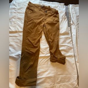 Never worn prana women’s hiking pants